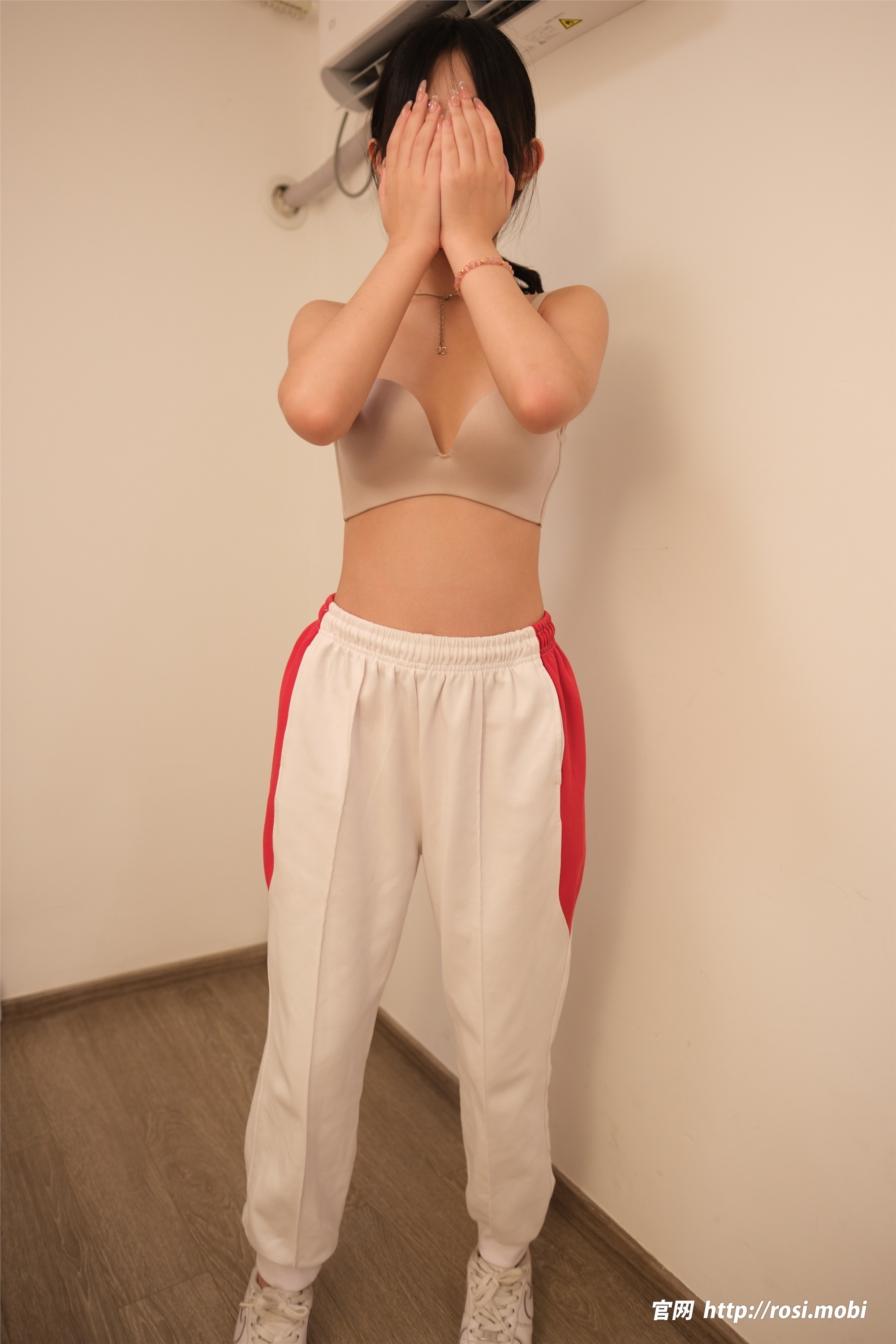 ROSI写真 2025.06.04 NO.4930